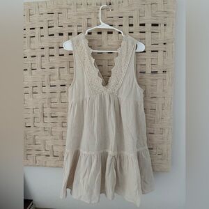 Millibon Cream Lace-Trimmed Sleeveless Top